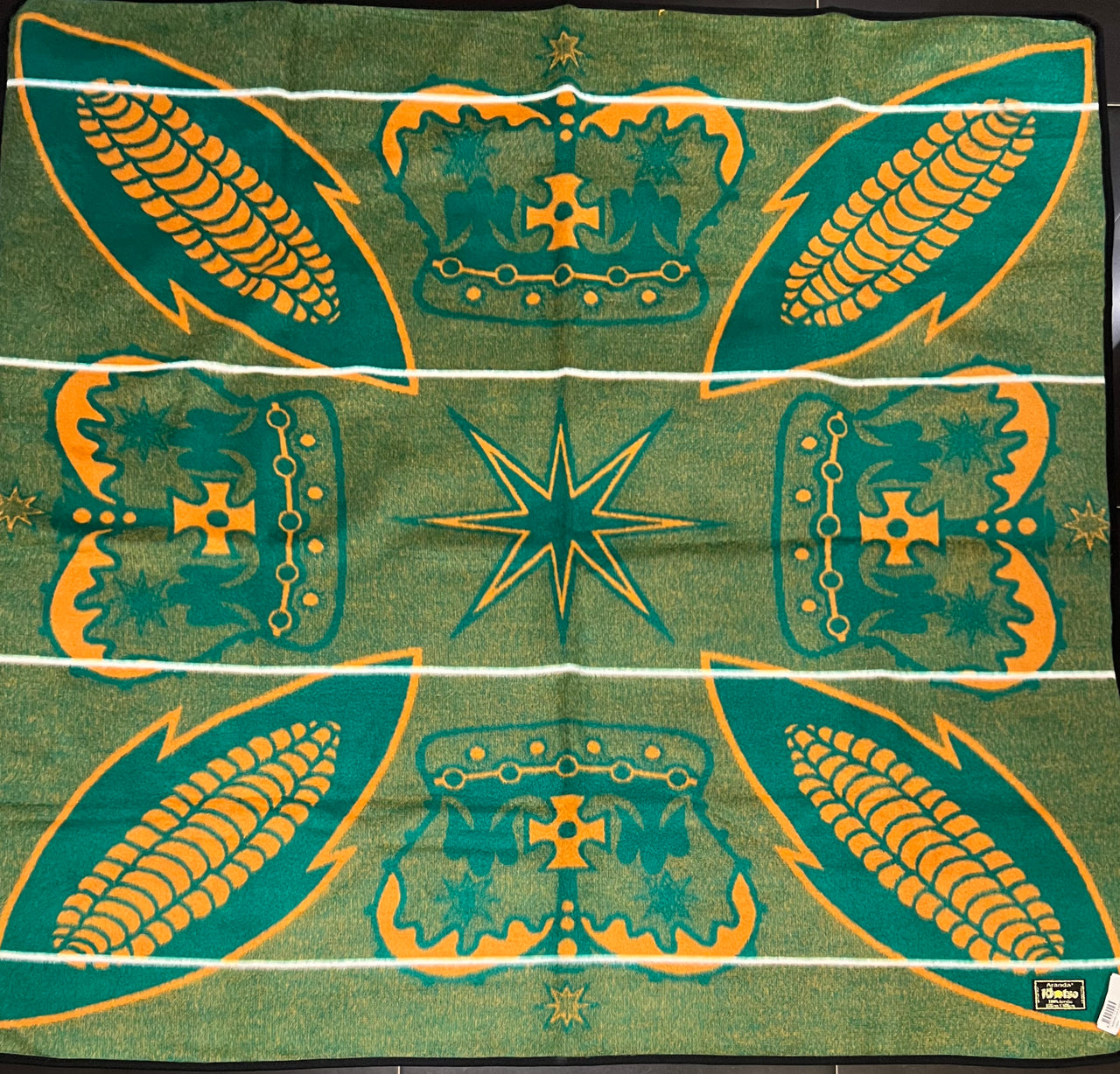Basotho Khotso Mojafela Crown Blanket (green and gold)